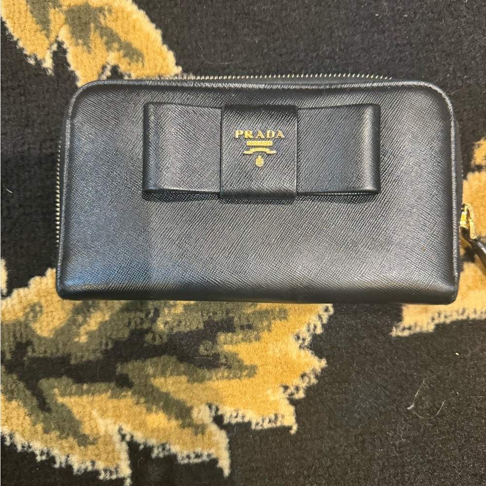 Black Prada Saffiano Fiocco Continental Wallet